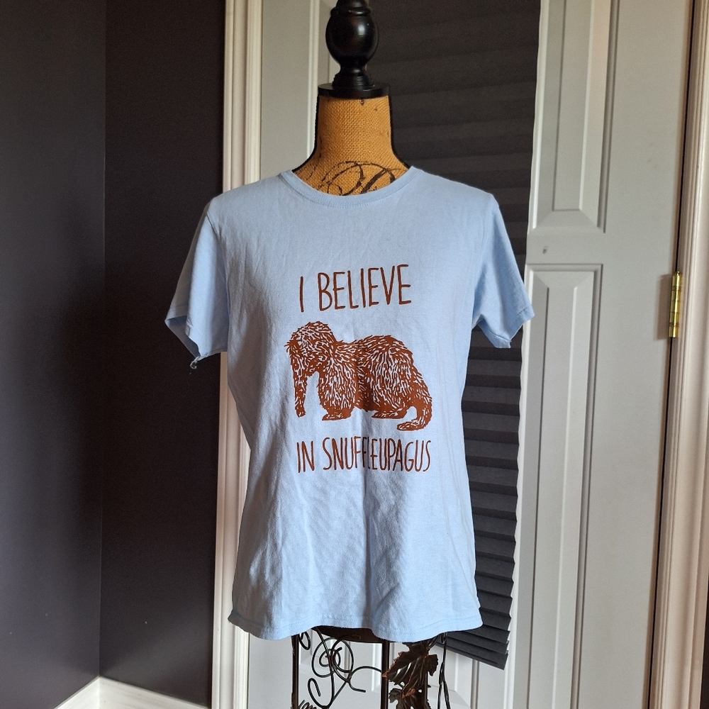 Light Blue Graphic T-Shirt with Snuffleupagus Print Size MED